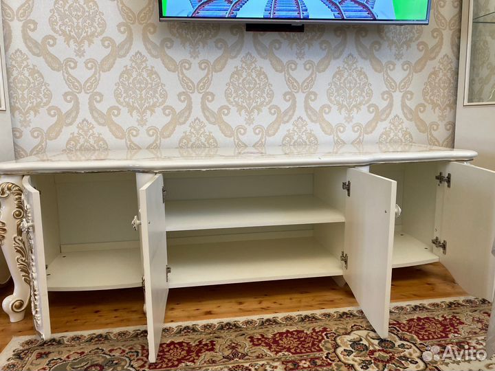Стенка горка в гостиную бу