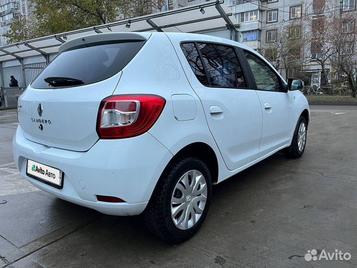 Renault Sandero 1.6 AT, 2015, 152 450 км