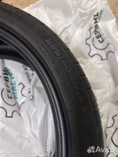 Nokian Tyres Hakka Black 225/40 R18 и 255/35 R18 Y