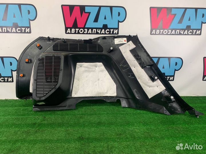 Обшивка отсека багажника правая нижняя Ford Escape