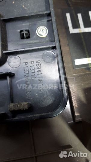 Консоль центральная Nissan Teana