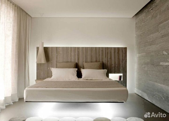 Парящая кровать на металлокаркасе