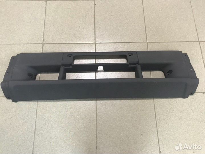 Бампер передний центральная часть Мерседес Атего