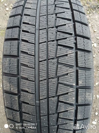 Bridgestone Blizzak Revo GZ 205/65 R16 95S