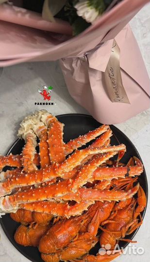 Живые и вареные раки