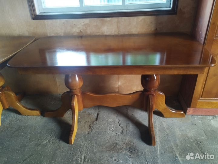 Стол обеденный из натурального дерева (Сосна)