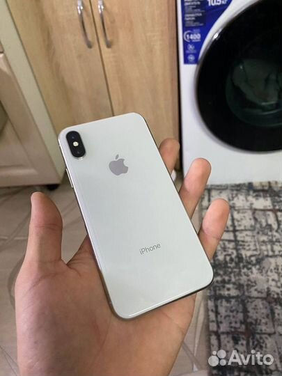 iPhone X, 64 ГБ