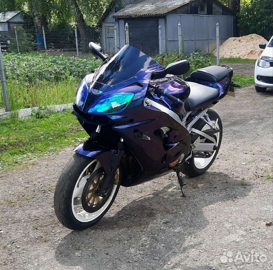 Kawasaki zx9r