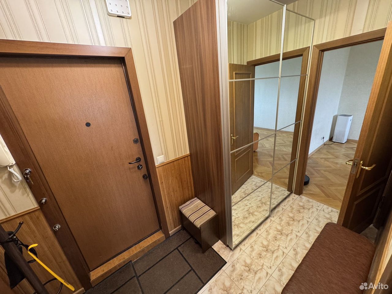 2-комнатная квартира, 55 м² — фото 8