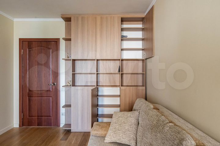 2-к. квартира, 56 м², 6/10 эт.