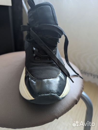 Кроссовки женские эконика