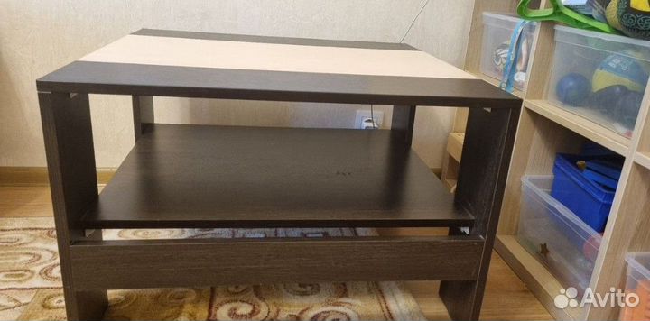 Журнальный столик