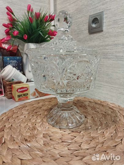 Ваза конфетница хрусталь