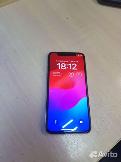iPhone X