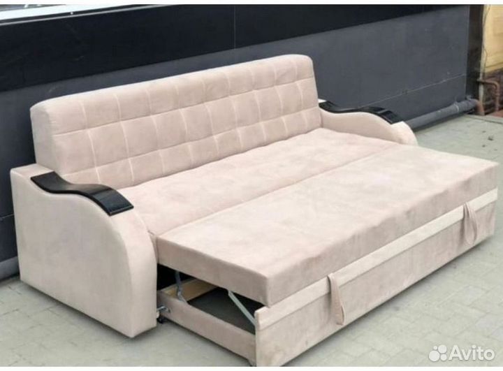 Раскладной диван в наличии