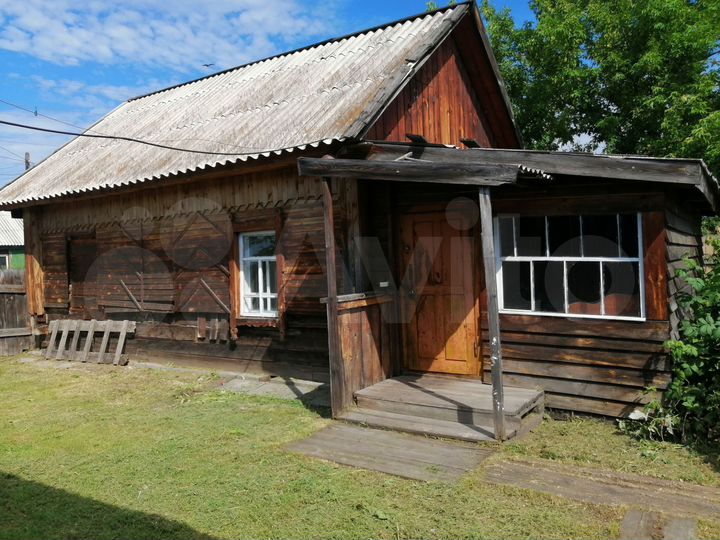 Дом 30,9 м² на участке 10,97 га