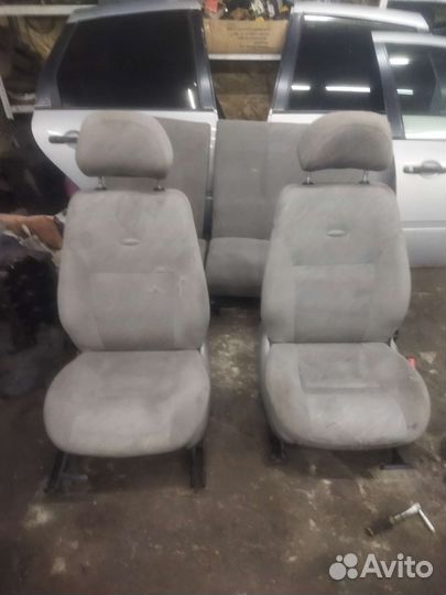 Сиденья комплект kalina