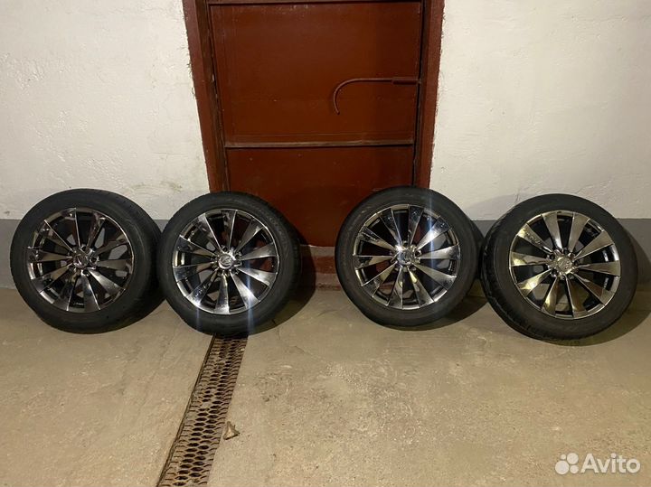 Комплект летних R18 колес