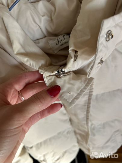 Дутый пуховик женский