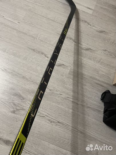 Клюшки хоккейные