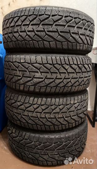 Kormoran Snow 225/45 R17 V