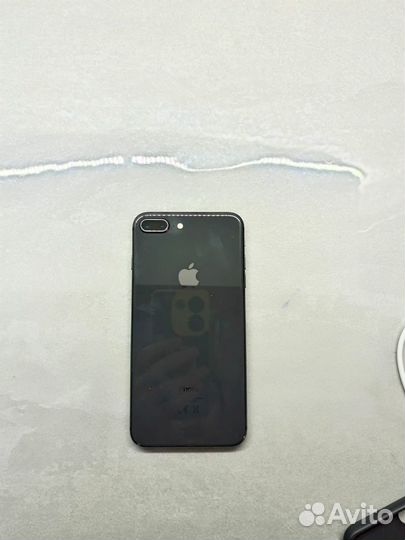 iPhone 8 Plus, 128 ГБ