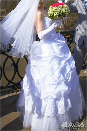 Свадебное платье