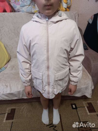 Ветровка для девочки