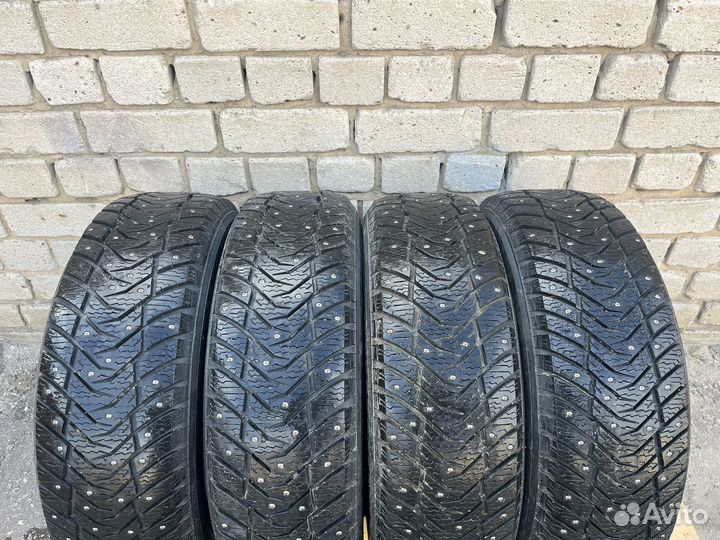 Yokohama Ice Guard IG65 215/65 R16 102T