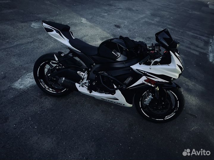 Suzuki gsx 750r