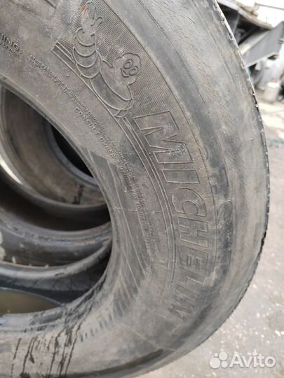 Комплект бу шин 295/80R22.5