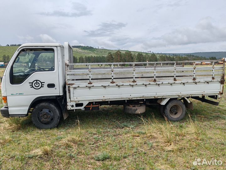 Isuzu Elf, 1997