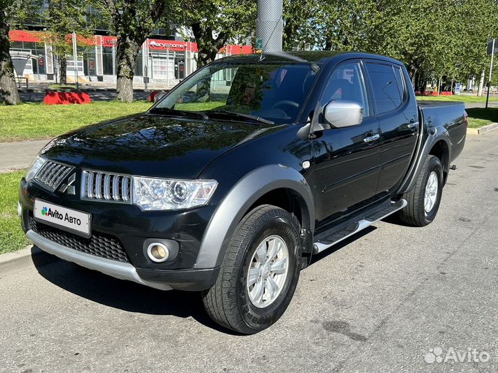 Mitsubishi L200 2.5 AT, 2014, 303 699 км