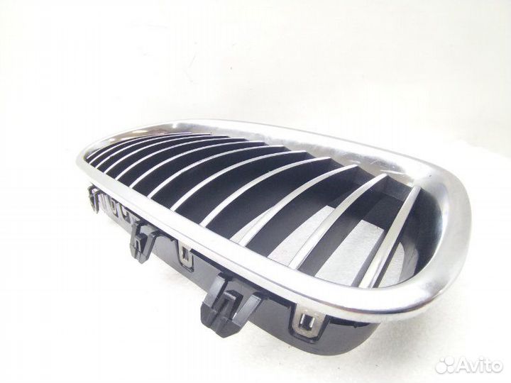 Решетка радиатора передняя левая Bmw 5 F10
