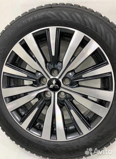 Новые Mitsubishi Outlander, Nokian 225/55 R18
