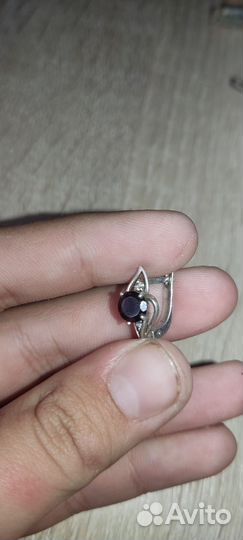 Серебряные серьги с (предположительно) рубин