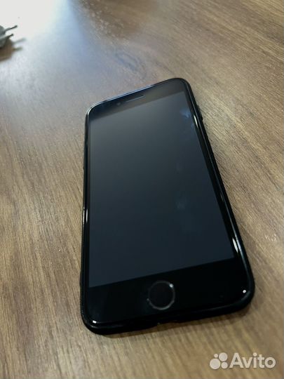 iPhone 7, 128 ГБ