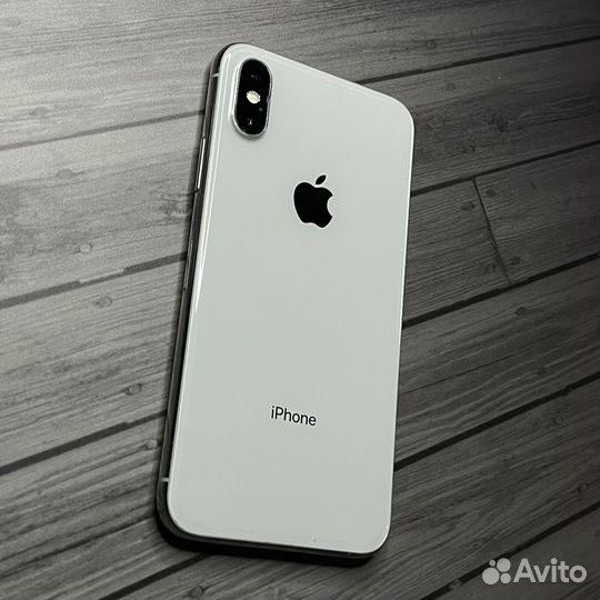iPhone Xs, 64 ГБ