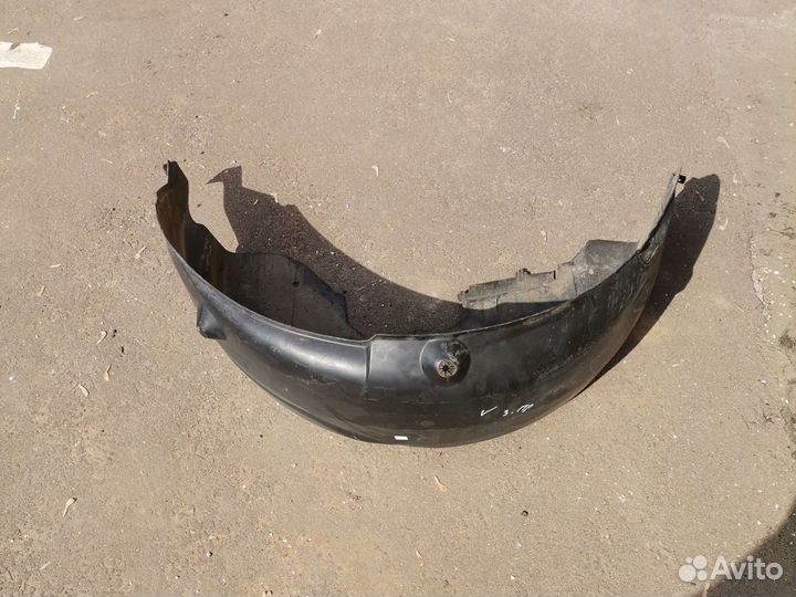 Рендж Ровер вог l322 подкрылок задний правый