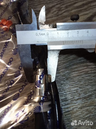 Трос ручного тормоза 90235948 daewoo nexia