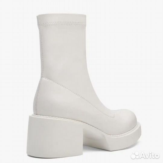 Ботинки на каблуке женские весна