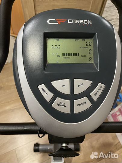 Велотренажер carbon fitness u804