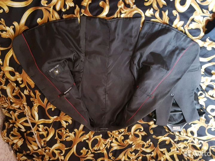 Пиджак и жилетка