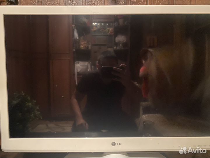 Сломанный телевизор