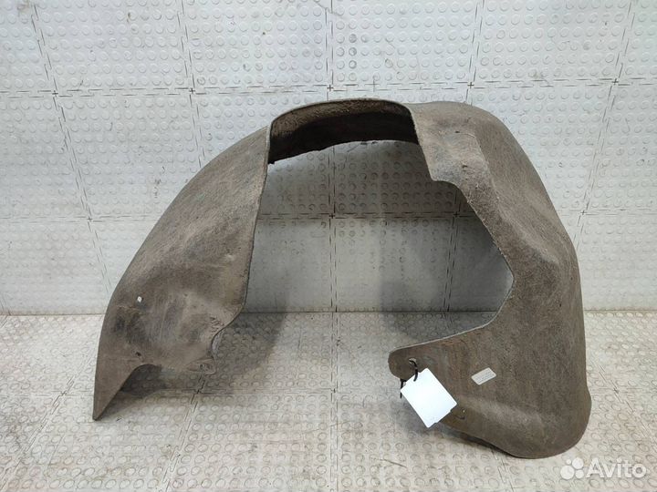 Подкрылок передний правый LADA Granta 2018