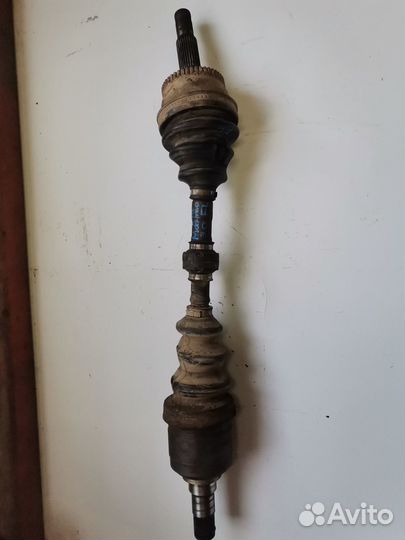 Привод передний левый Nissan Maxima Cefiro A32