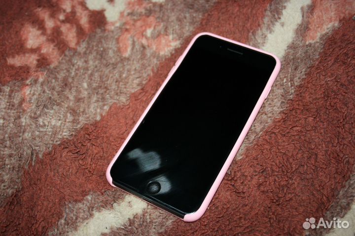 iPhone 8 Plus, 64 ГБ