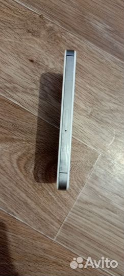 iPhone, 8 ГБ