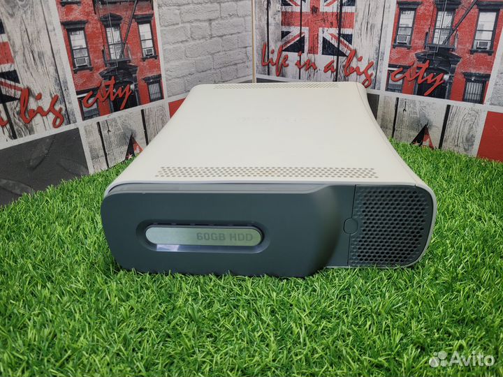 Microsoft Xbox 360 Arcade 60GB Покупка/Продажа