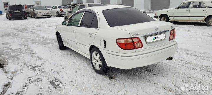 Nissan Bluebird Sylphy 2.0 CVT, 2000, 232 000 км